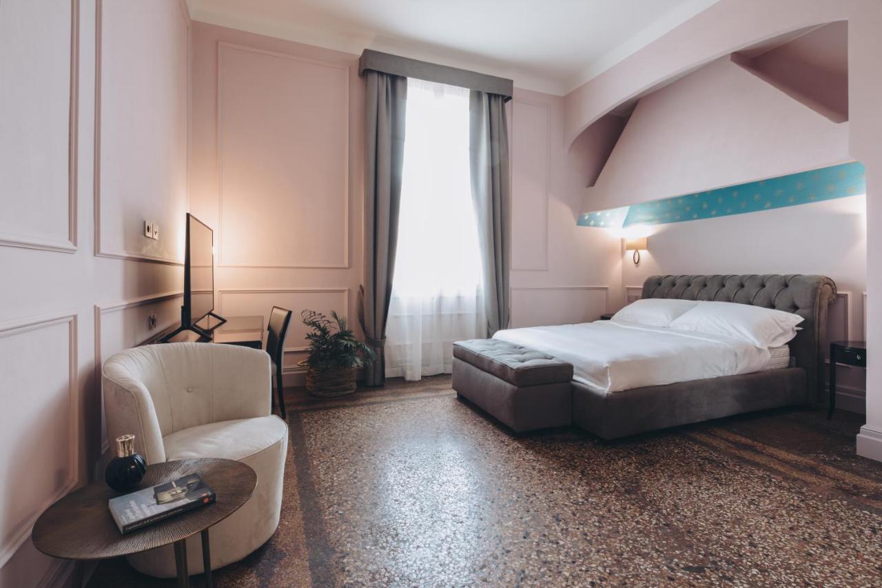 Gregorini Bingham Art Luxury Suites Bologna Exterior photo